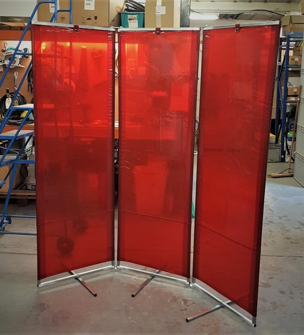 red welding curtains